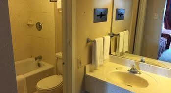 Executive Inn & Suites Beeville Luaran gambar